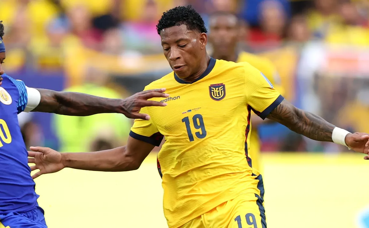 Flamenguistas elogiam Gonzalo Plata mesmo após atuação discreta do Equador na Copa do Mundo