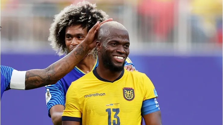 Enner Valencia durante o duelo contra Curaçao