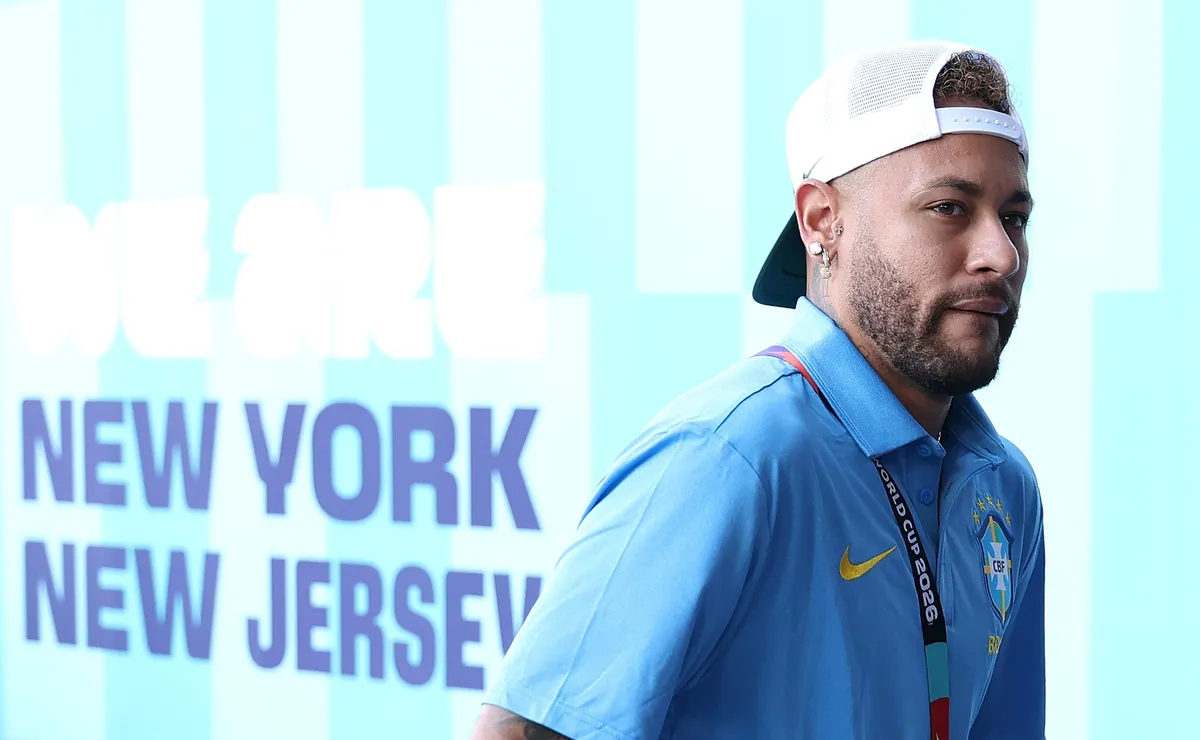 Neymar treina com o grupo da Seleção e aumenta expectativas de retorno contra a Escócia