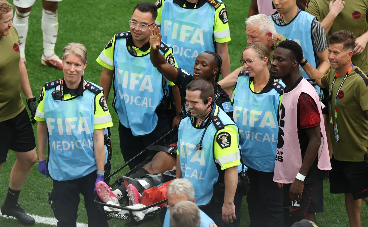 FIFA irá indenizar clube após grave lesão de Ismaël Koné na Copa do Mundo