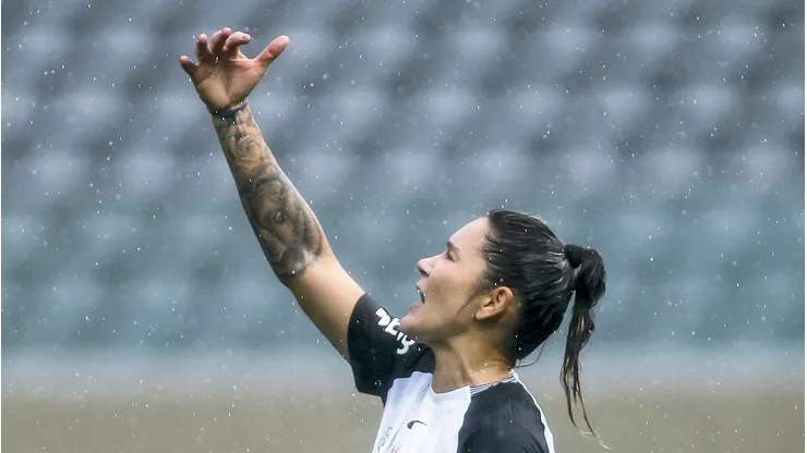 Gabi Zanotti, jogadora das Brabas. Foto: Marco Miatelo/AGIF