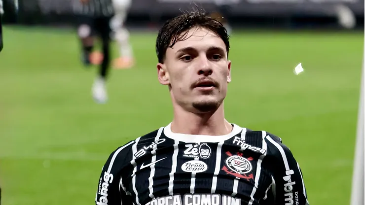 Breno Bidon vem se destacando no Corinthians.