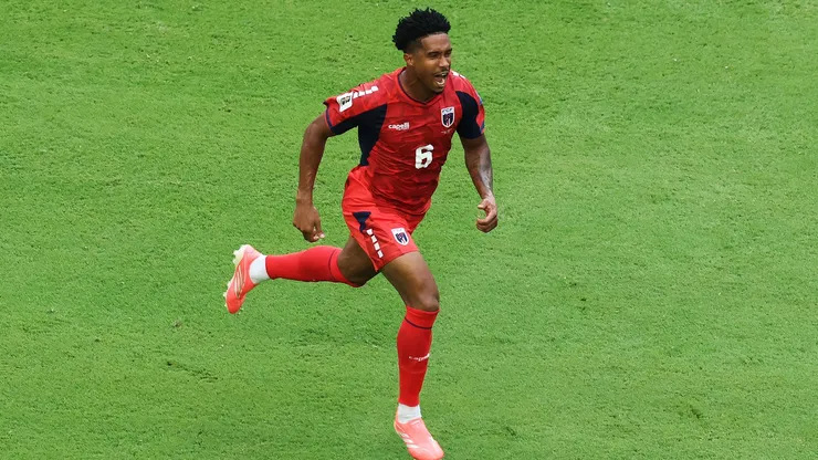 Kevin Pina marcou de falta contra o Uruguai