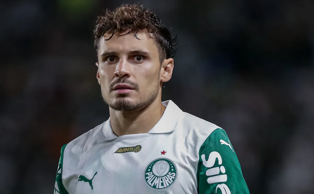 Vasco cobiça Raphael Veiga e vai atrás do Palmeiras para fechar negócio