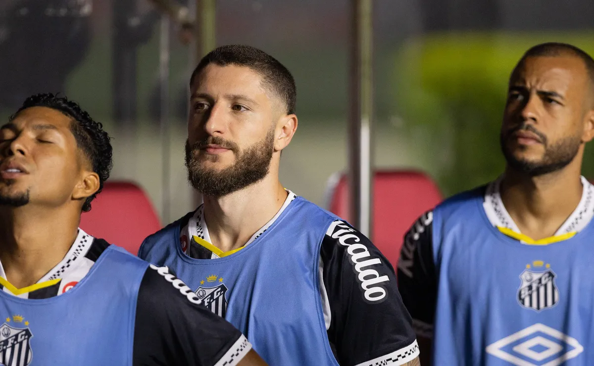 Santos inicia ‘barca’ com Mayke, Zé Rafael, Zé Ivaldo e Rincón; quarteto de fora da reapresentação no CT