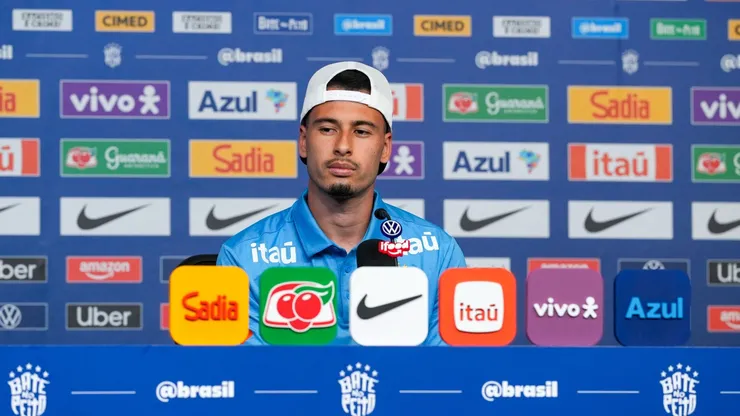 Gabriel Martinelli durante entrevista coletiva pela Seleção Brasileira em Nova Jersey. Foto: Nelson Terme/CBF