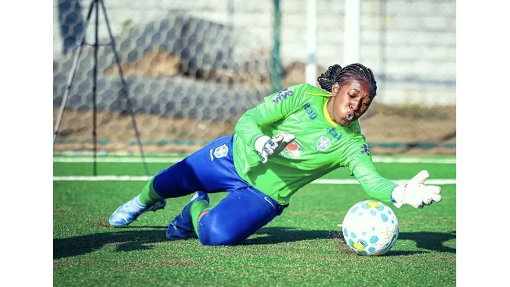 Stefany, goleira convocada pela Seleção. Foto: @stefany_santiago01/Instagram