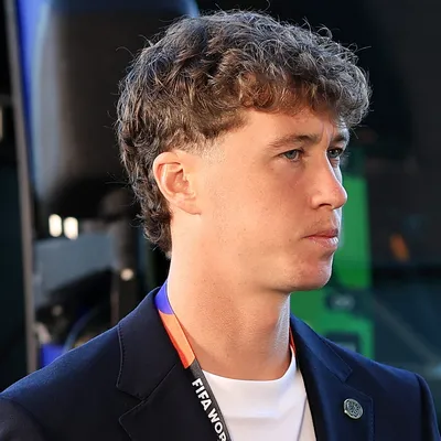 Zagueiro escocês revela ansiedade para pegar a Seleção Brasileira