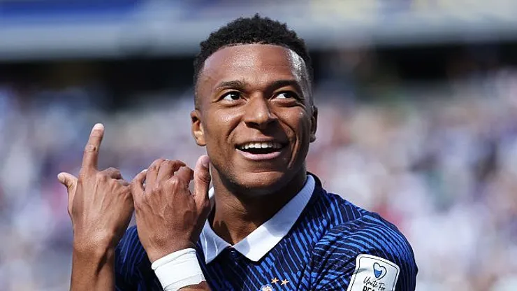 Mbappé pela França. Foto: Dan Mullan/Getty Images