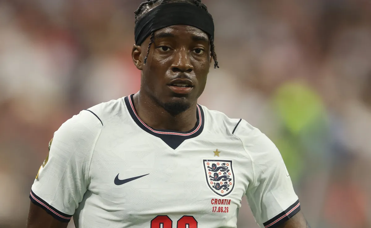 Inglaterra x Gana: Madueke é dúvida no ataque e pode perder titularidade para Saka