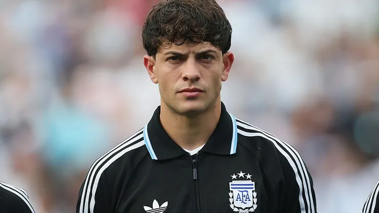 Giay foi convocado na Argentina, mas ficou apenas no elenco de apoio (Photo by Tim Warner/Getty Images)