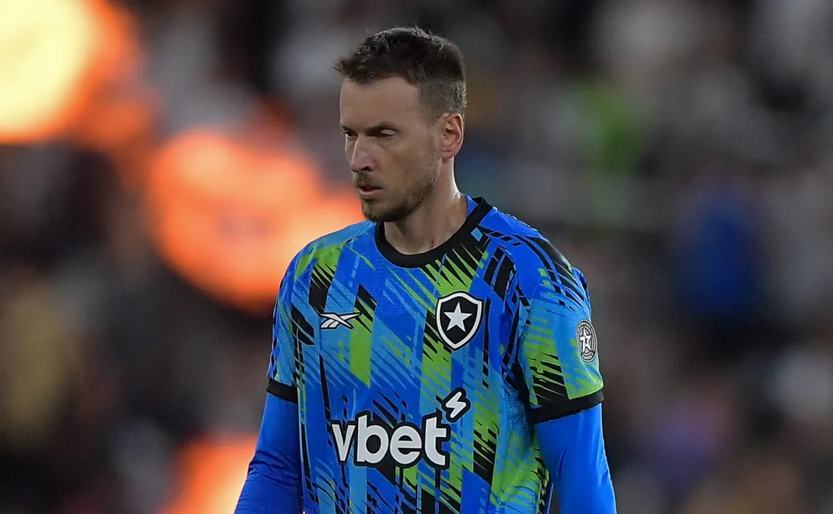 Neto pode deixar Botafogo e não deve viajar para intertemporada na Rússia