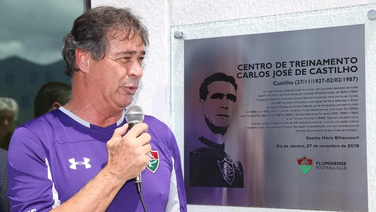 Em 2020, Paulo Victor acompanhou a cerimônia de inauguração da placa que nomeou o Centro de Treinamento Carlos Castilho. Foto: Lucas Merçon/Fluminense FC