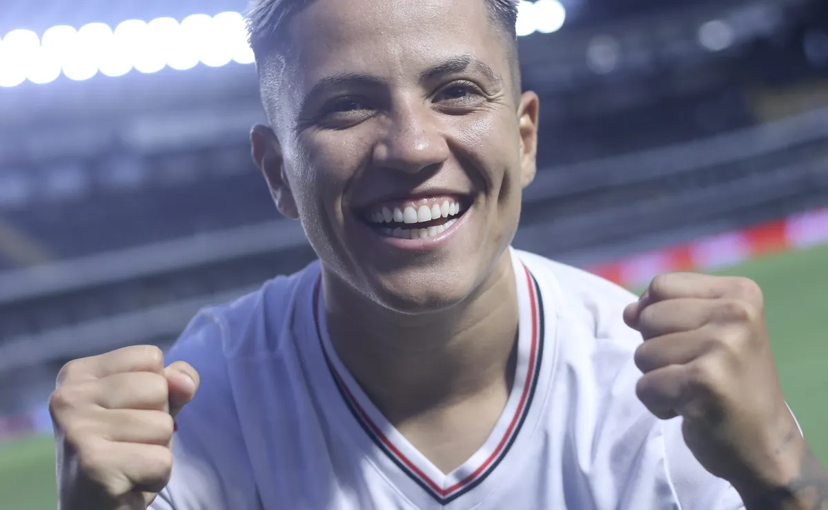Bia Menezes projeta retorno do São Paulo e destaca desafios do Paulistão F