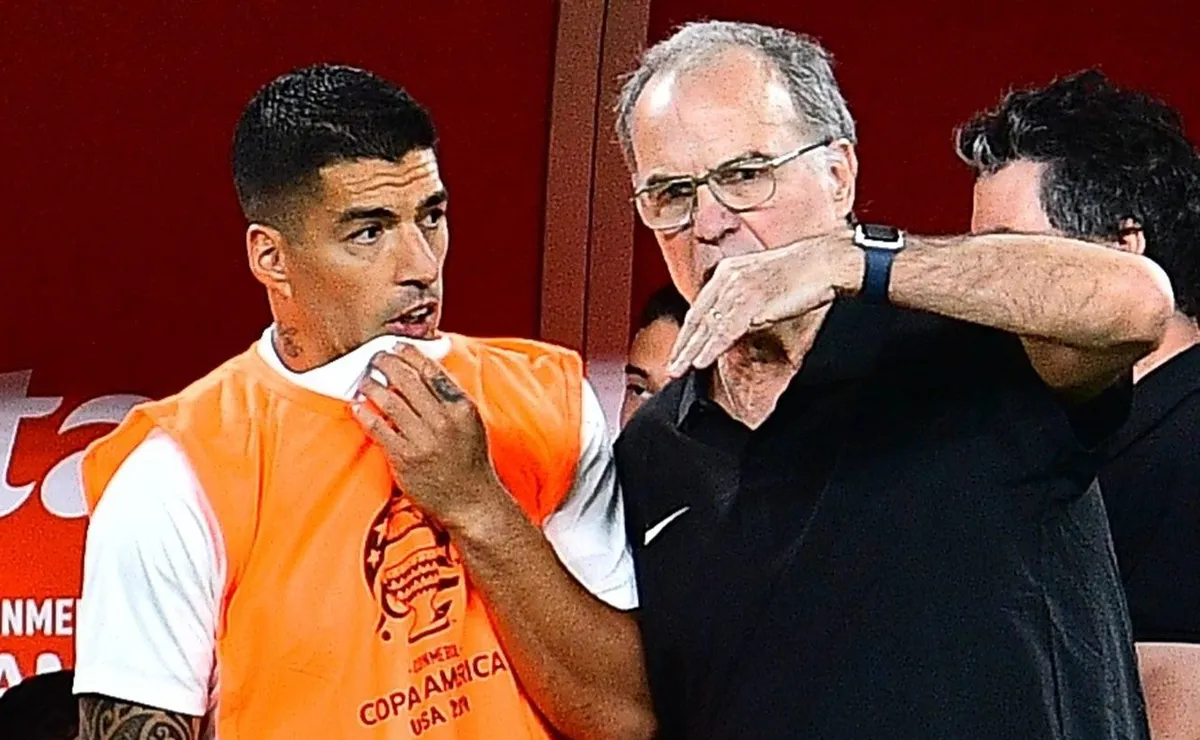 Suárez defende Bielsa após empate do Uruguai com Cabo Verde: “É fácil opinar e criticar”