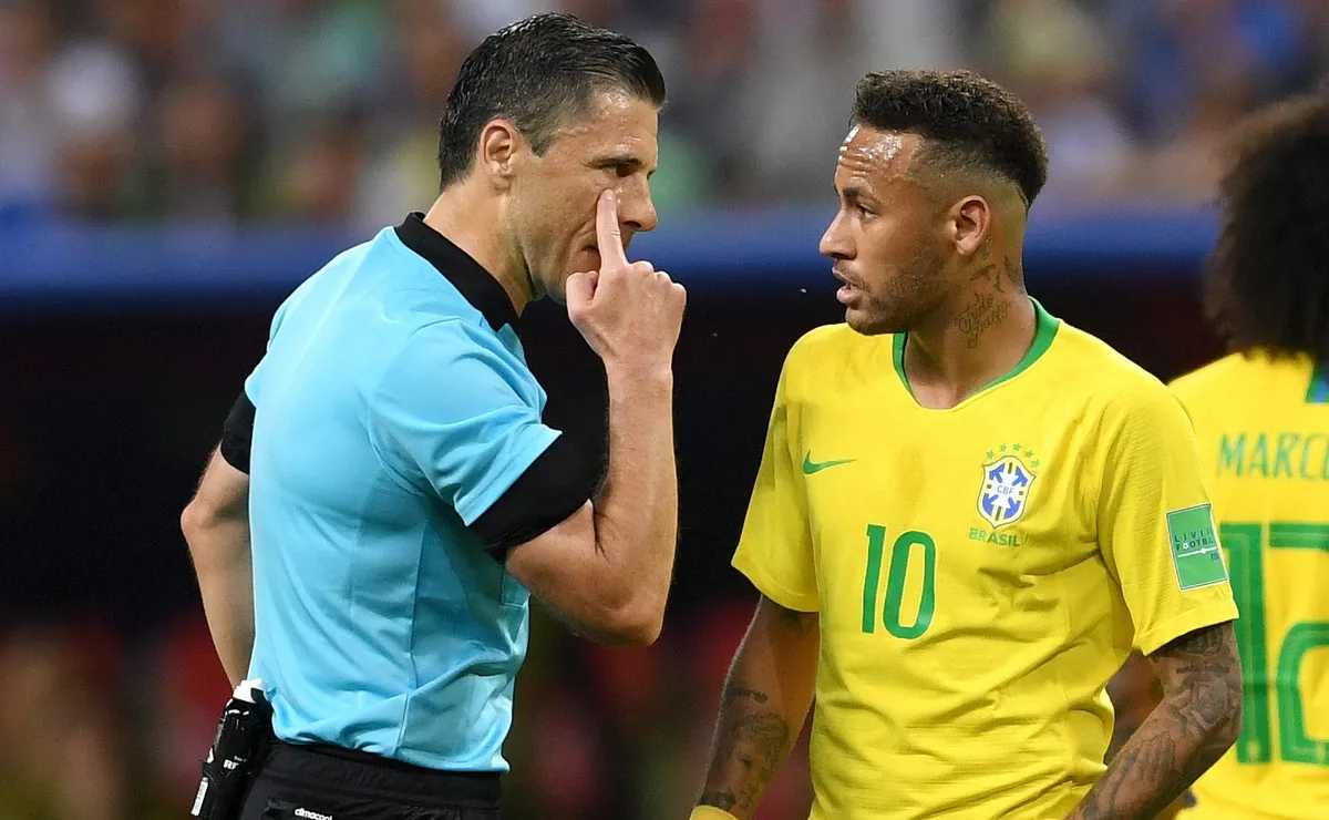 FIFA planeja nova regra para disputa de pênaltis nesta Copa do Mundo, diz jornal