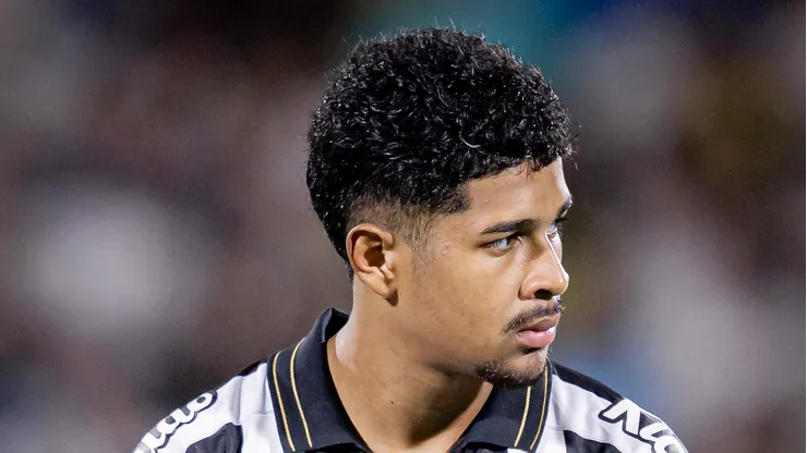 Ananias em campo pelo Peixe. Foto: Raul Baretta/ Santos FC.