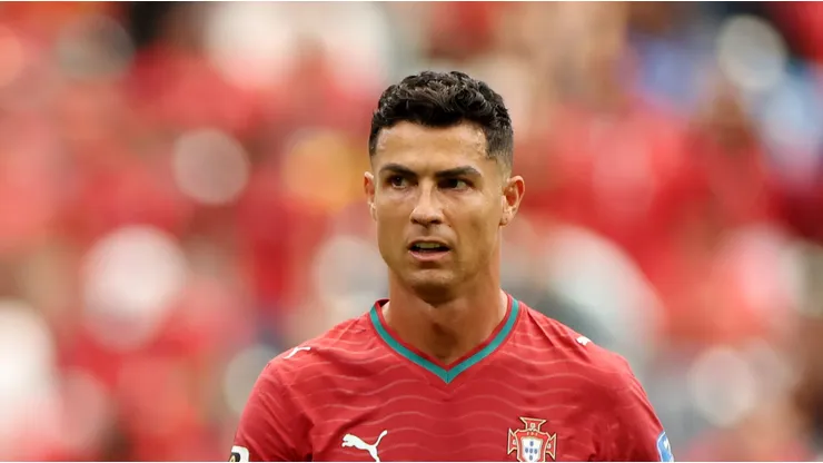 Cristiano Ronaldo em campo por Portugal - Foto de Charlotte Wilson/Getty Images