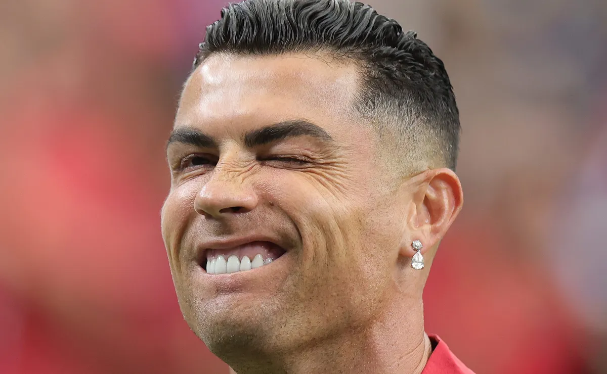 Cristiano Ronaldo ultrapassa Messi e se torna o mais velho a marcar dois gols em um jogo de Copa