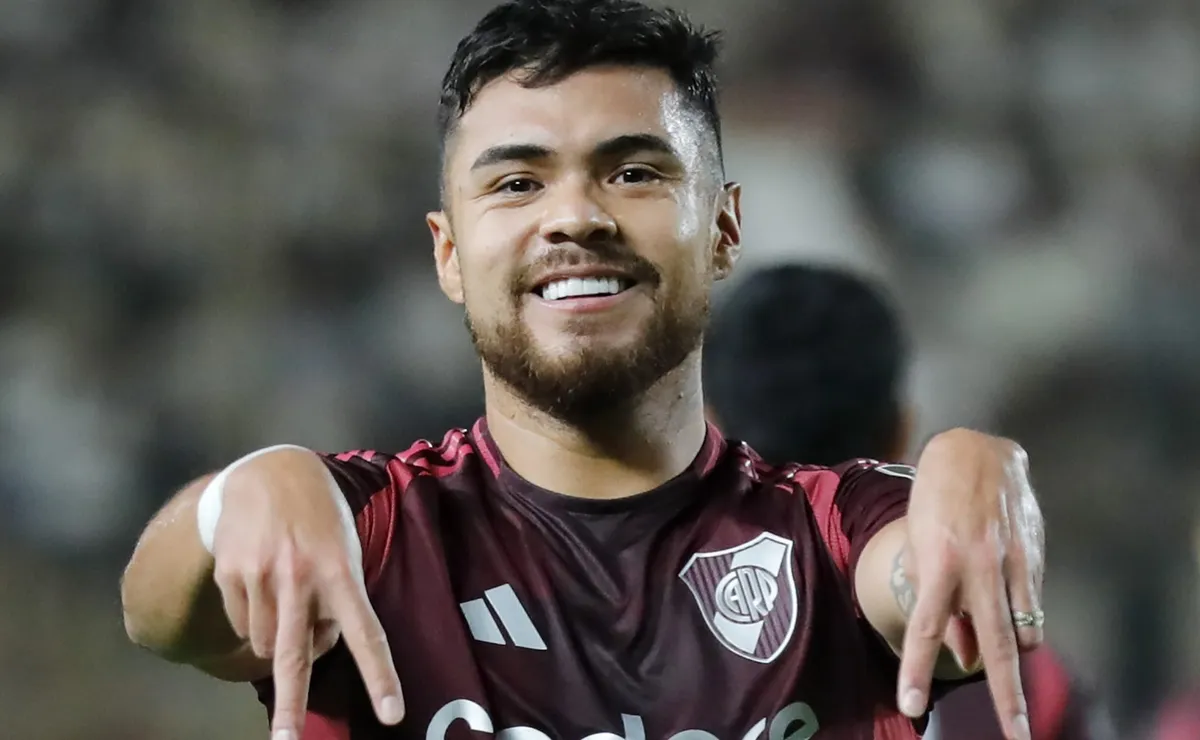Alexandre Mattos não desiste e Santos prepara nova investida por Paulo Díaz, do River Plate
