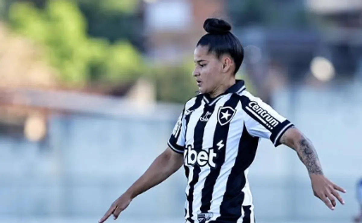 Instituto 3B anuncia a contratação da volante Vitorinha, que estava no Botafogo
