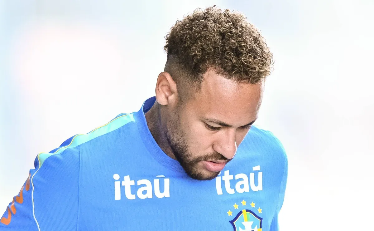 Clima por Neymar esquenta na Seleção a poucas horas da decisão contra a Escócia