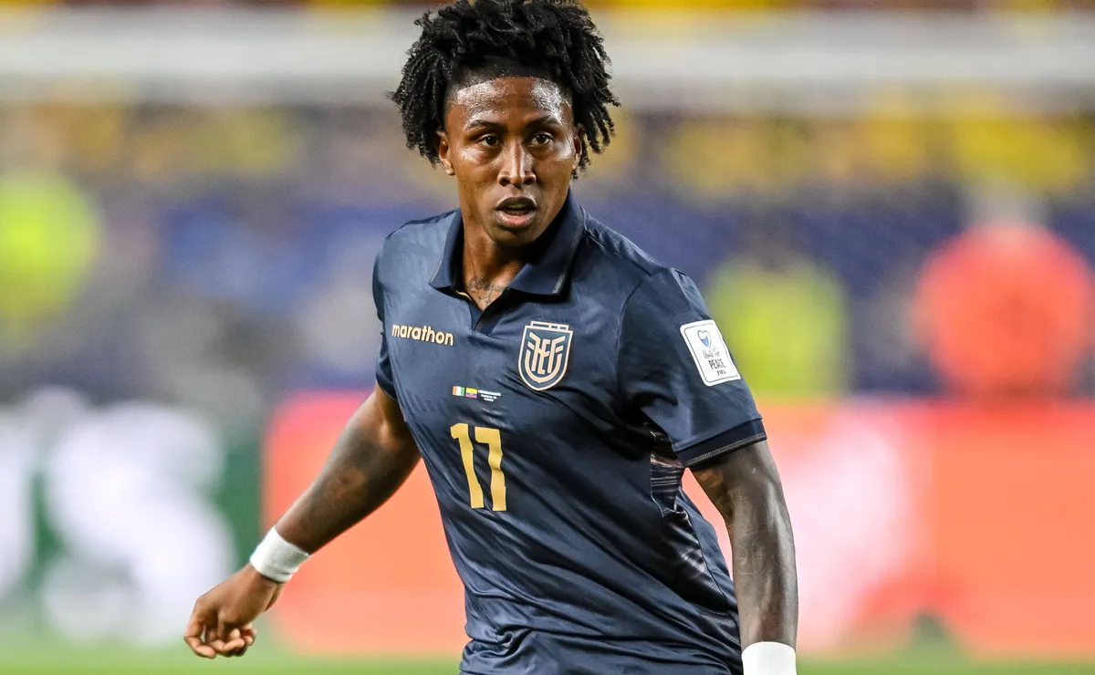 Preciado ganha moral no Equador e recebe elogios da torcida: “Um dos melhores”