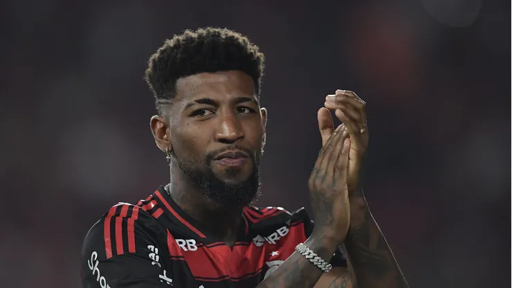 Emerson Royal no Flamengo - Foto: Thiago Ribeiro/AGIF