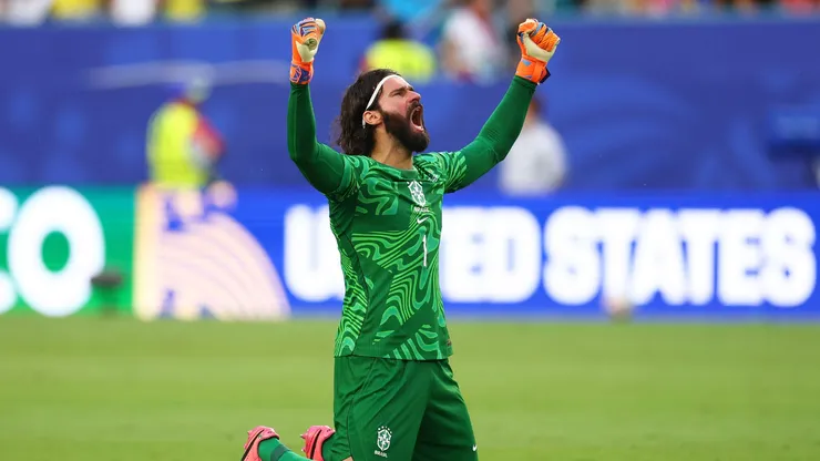 Alisson comemorando gol do Brasil contra a Escócia - Foto Robert CianfloneGetty Imagens