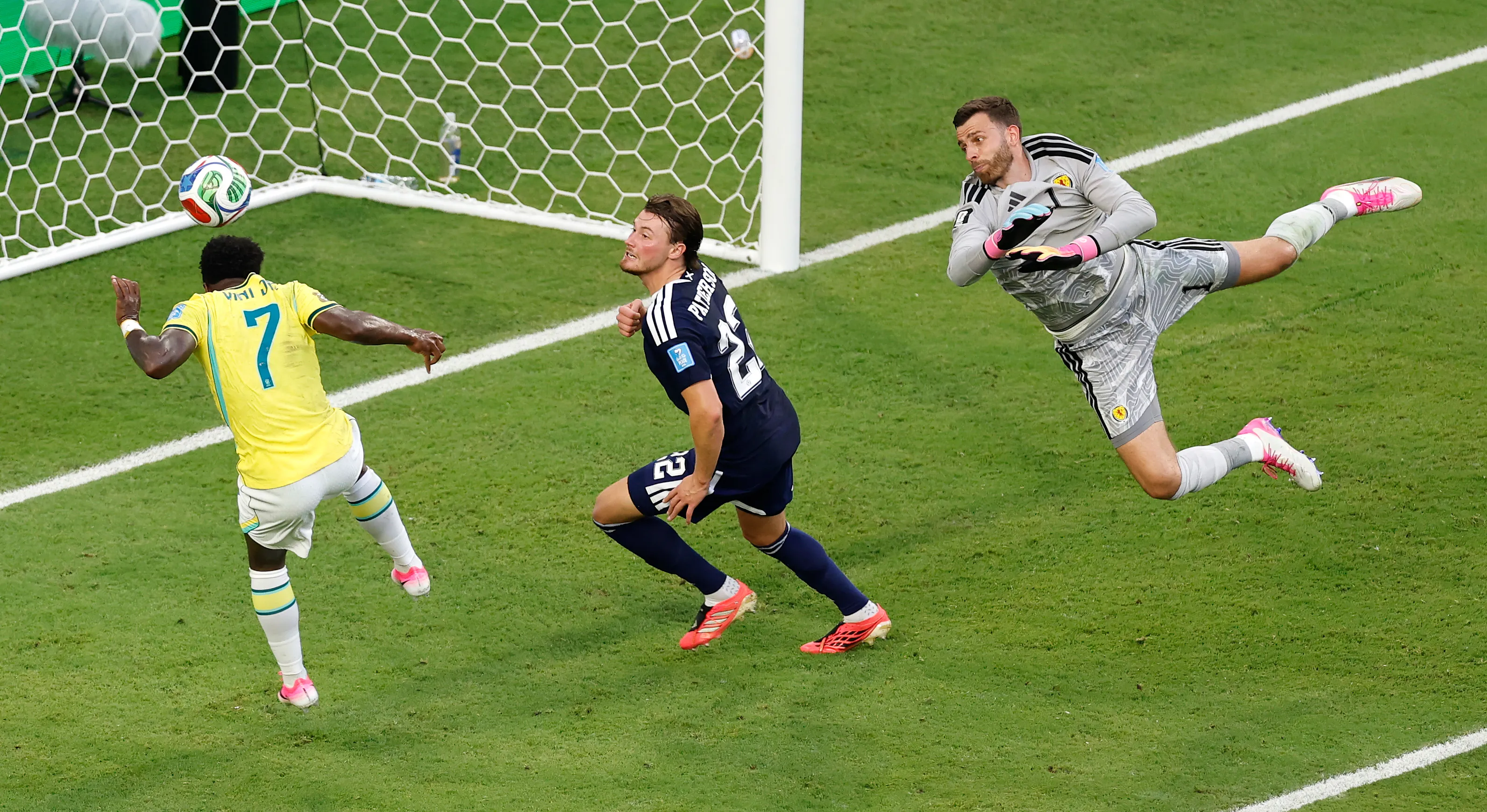 Escócia x Brasil. (Photo by Michael Reaves/Getty Images)