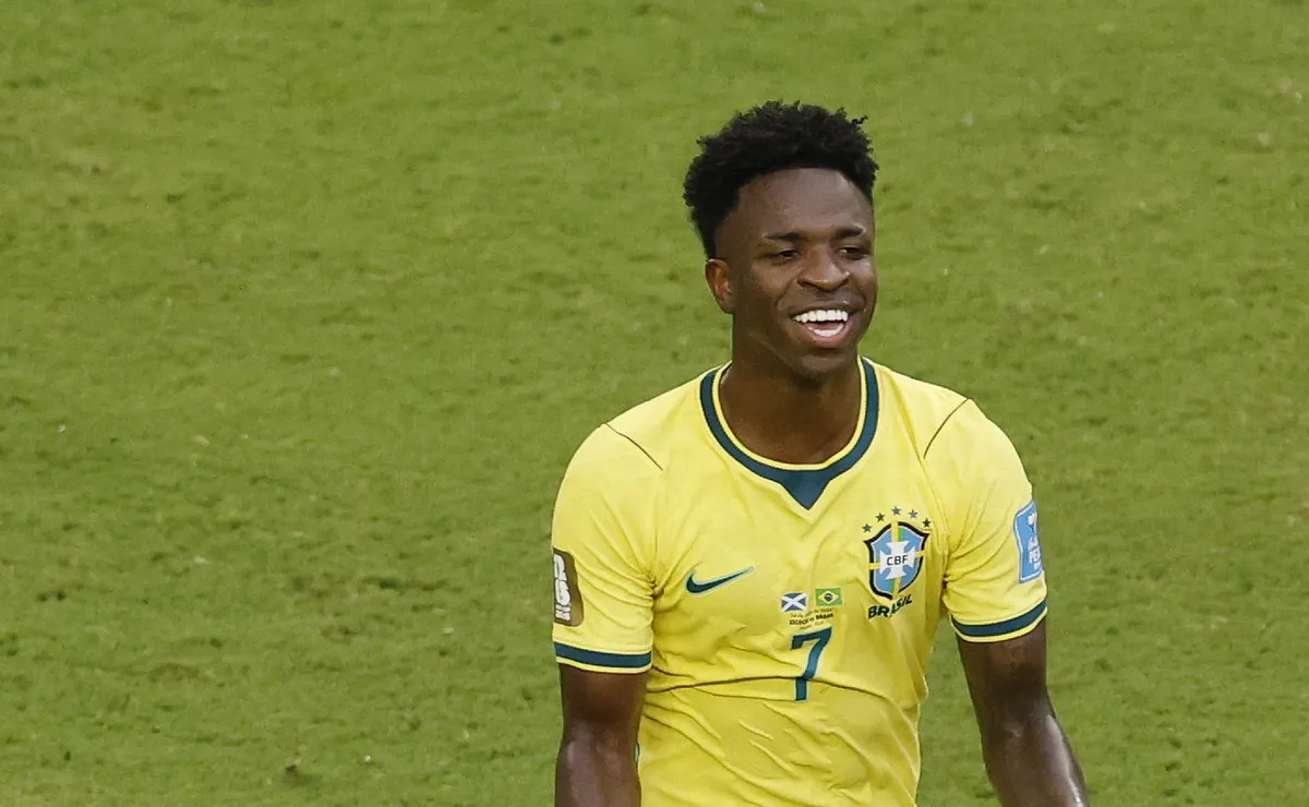 Vinícius Júnior decide partida para Seleção Brasileira e torcedores vibram: “Dono da Copa do Mundo”