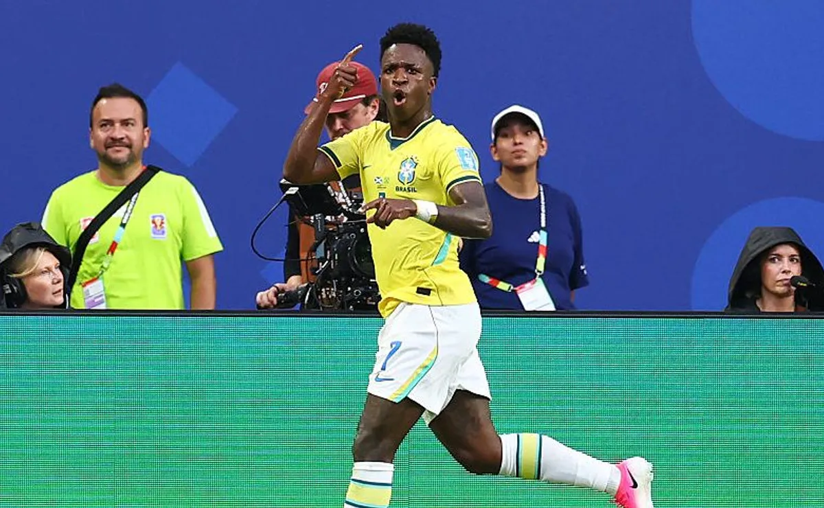 Com show de Vini Jr., Brasil vence Escócia e garante a primeira colocação do grupo C