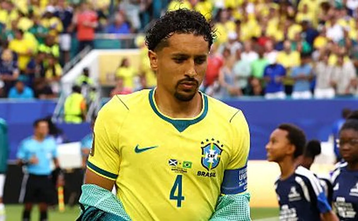Marquinhos é cobrado após Escócia x Brasil e tem faixa de capitão contestada