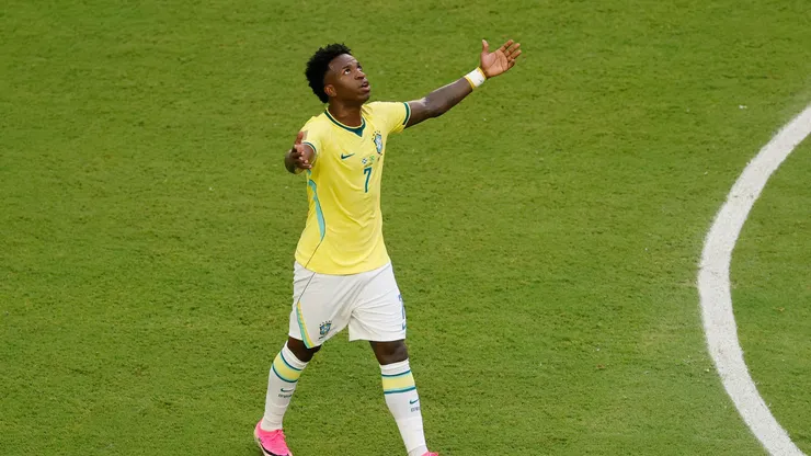 Vini Jr faz grande jogo pela Seleção Brasileira
