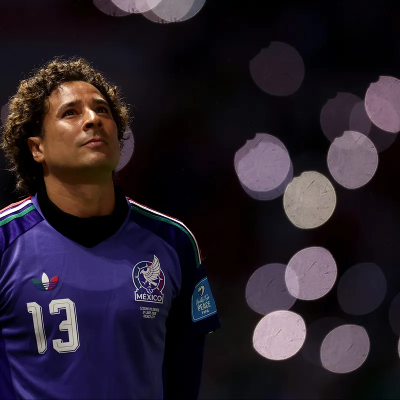 M&eacute;xico elimina Tch&eacute;quia e Ochoa iguala Messi e Cristiano Ronaldo