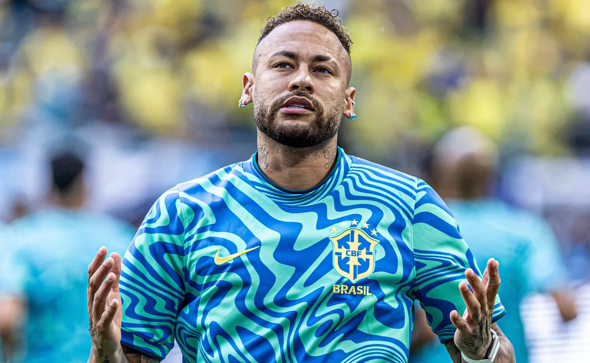 Vídeo: Viu ontem? Jogadores passam reto na zona mista: “Neymar e Cunha is coming”