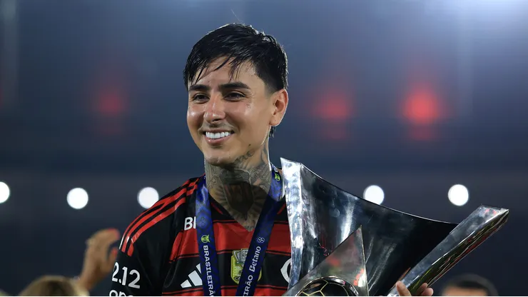 Pulgar ainda tem prestígio no Flamengo. Foto: Buda Mendes/Getty Images