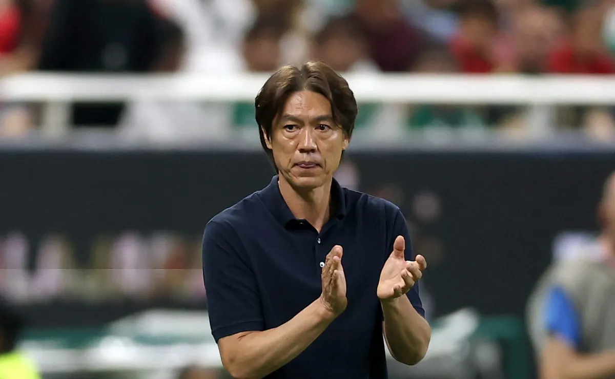 Técnico da Coreia do Sul assume responsabilidade de derrota para a África na Copa
