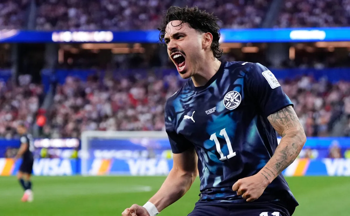 Maurício ganha confiança de Alfaro e será titular do Paraguai contra Austrália por vaga no mata-mata