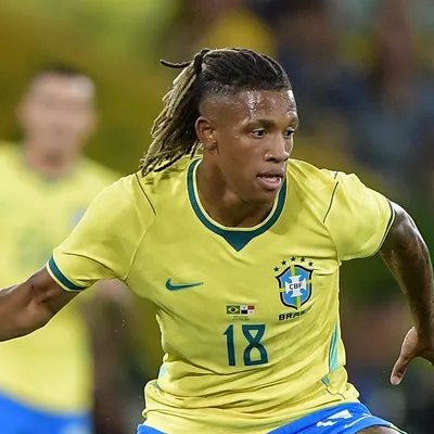 Flamengo sinaliza com salário milionário para Danilo, do Botafogo