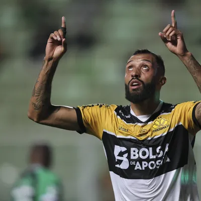 Em duelo pelo topo da tabela, Criciúma encara o embalado São Bernardo