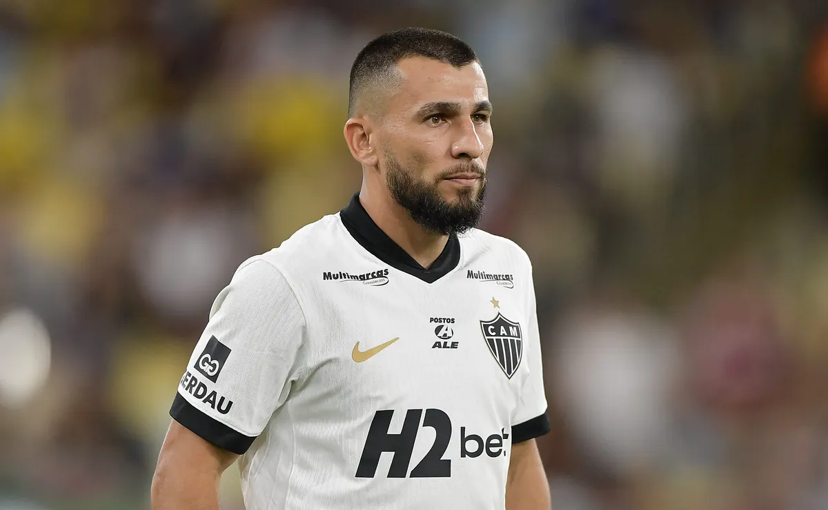 Junior Alonso passa despercebido em atuação apagada do Paraguai em empate na Copa do Mundo