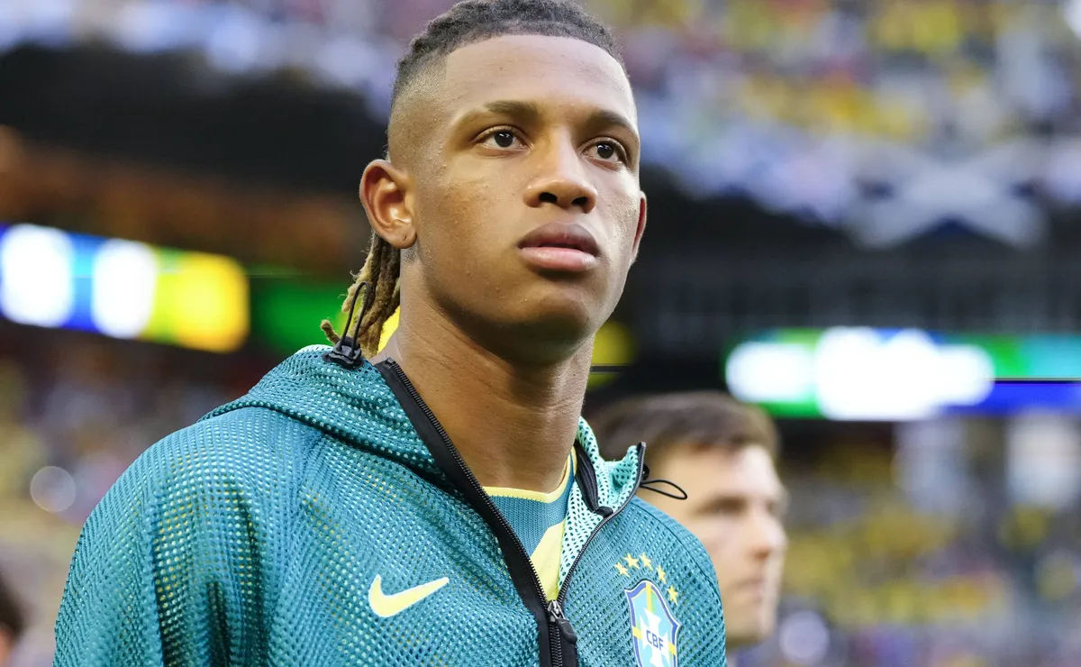 Danilo segue em alta no mercado após perder espaço com Ancelotti: “Preço é o mesmo”