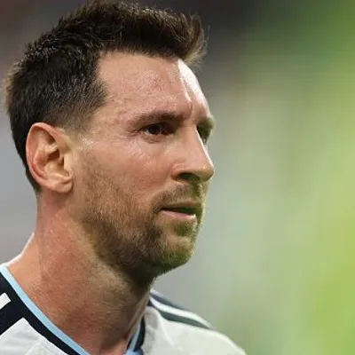 Scaloni confirma Messi na reserva em Argentina X Jordânia