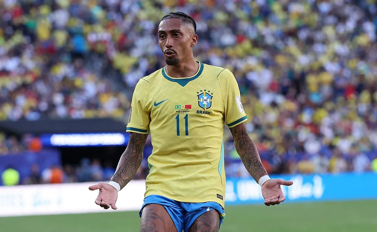 Raphinha completa 10 dias de recuperação e mira volta nas oitavas de final da Copa do Mundo