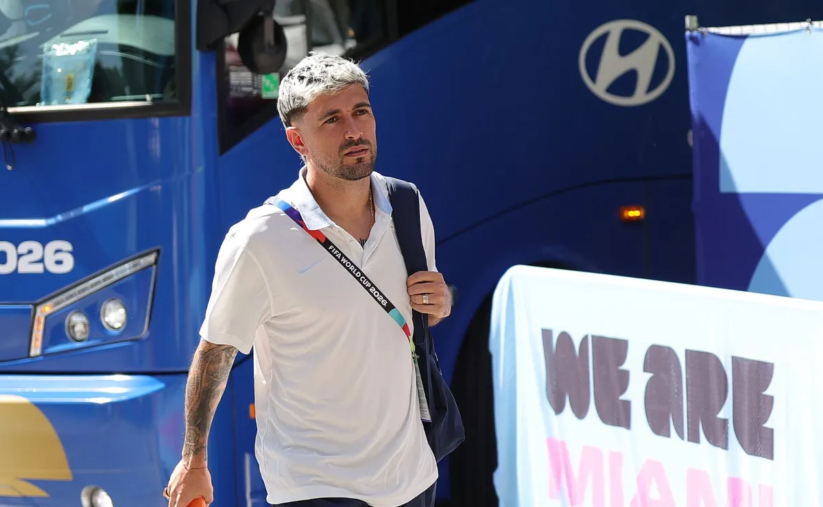 Arrascaeta retorna ao Flamengo e mira recuperação completa para sequência da temporada