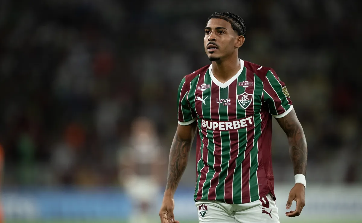 John Kennedy, do Fluminense, declara ser torcedor do Cruzeiro na infância: “Vem de família”