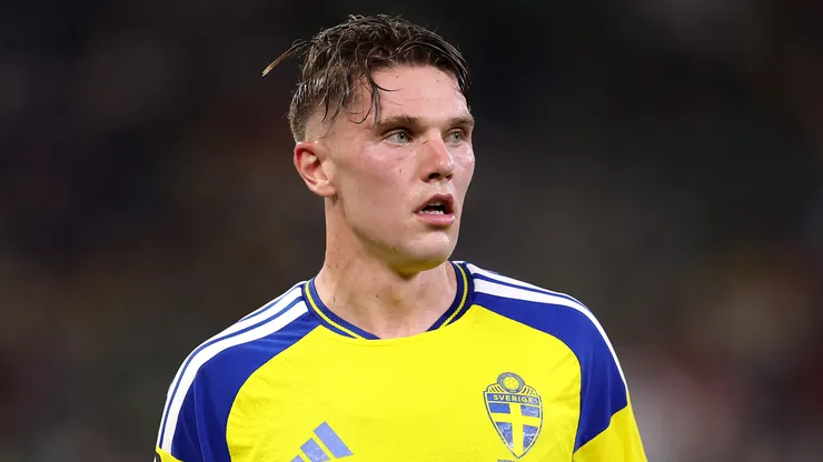 GUADALUPE, MEXICO - JUNE 14: Viktor Gyokeres #17 of Sweden looks on during the FIFA World Cup 2026 Group F match between Sweden and Tunisia at Monterrey Stadium on June 14, 2026 in Guadalupe, Mexico. (Photo by Luke Hales/Getty Images)