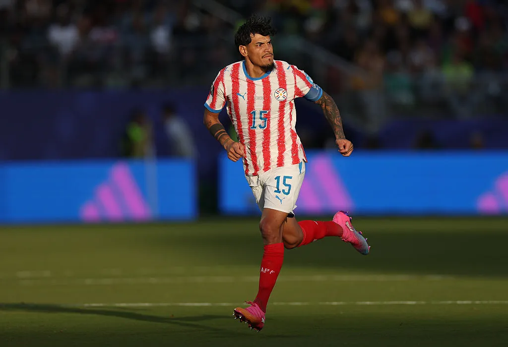 Gustavo Gómez atuando pelo Paraguai. (Photo by Stu Forster/Getty Images)