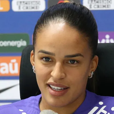 Corinthians ganha força por retorno de Gabi Nunes após novo patrocínio
